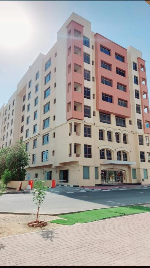 Havana Holiday Homes Oud Metha Дубай Екстериор снимка