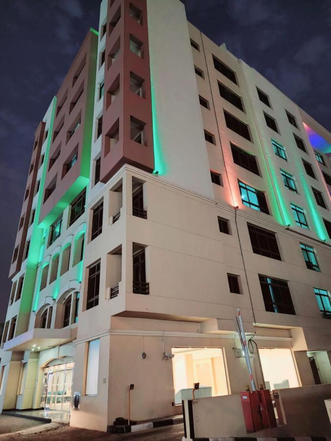Havana Holiday Homes Oud Metha Дубай Екстериор снимка