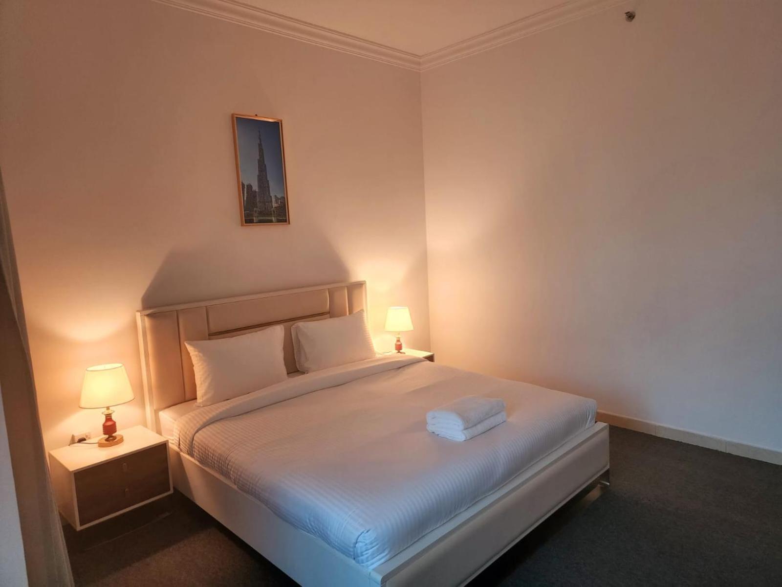Havana Holiday Homes Oud Metha Дубай Екстериор снимка